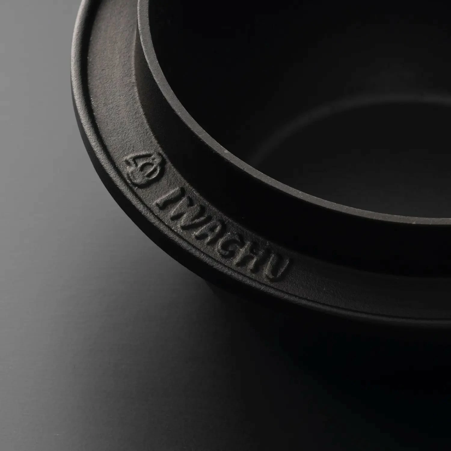 Iwachu Cast Iron Rice Cooker Casserole 9 Iwachu Cast Iron Rice Cooker Casserole - Image 7