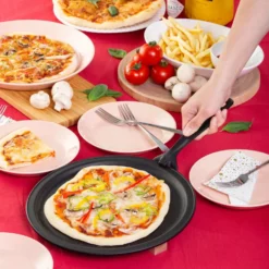 Iwachu Induction Cast-Iron Pizza Pan With Removable Handle 13 Iwachu Induction Cast-Iron Pizza Pan With Removable Handle -GLOBALKITCHEN JAPAN Sales IwachuInductionCast IronPizzaPanwithRemovableHandle 11