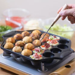 Iwachu Nambu Cast Iron 23-Ball Takoyaki Pan -GLOBALKITCHEN JAPAN Sales IwachuNambuCastIron23 BallTakoyakiPan 2