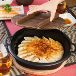 Iwachu Nambu Cast Iron Sukiyaki & Gyoza Pan With Wooden Lid 14 Iwachu Nambu Cast Iron Sukiyaki & Gyoza Pan With Wooden Lid -GLOBALKITCHEN JAPAN Sales IwachuNambuCastIronSukiyaki GyozaPanwithWoodenLid 4