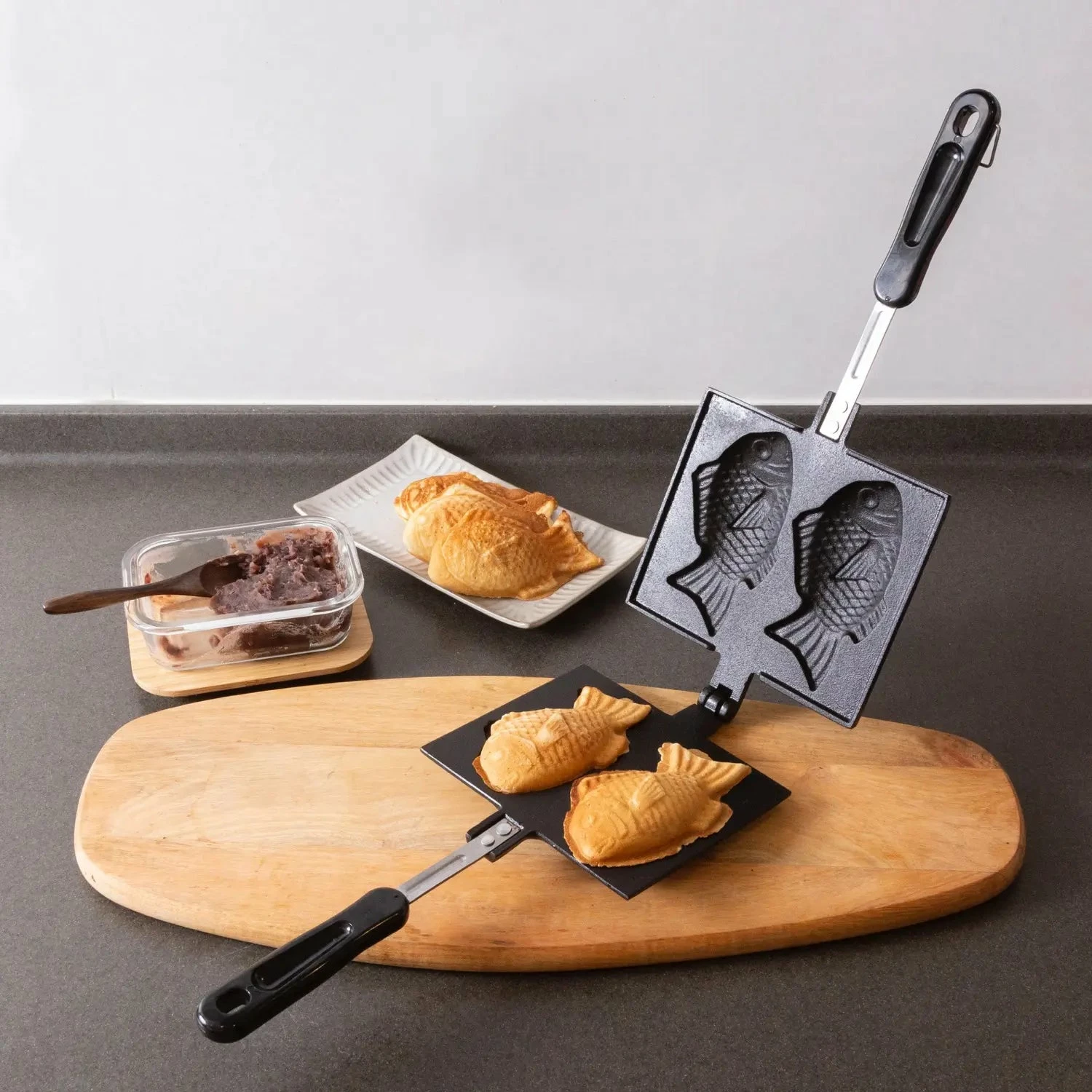 Iwachu Nambu Cast Iron Taiyaki Fish-Shaped Waffle Iron 10 Iwachu Nambu Cast Iron Taiyaki Fish-Shaped Waffle Iron - Image 8