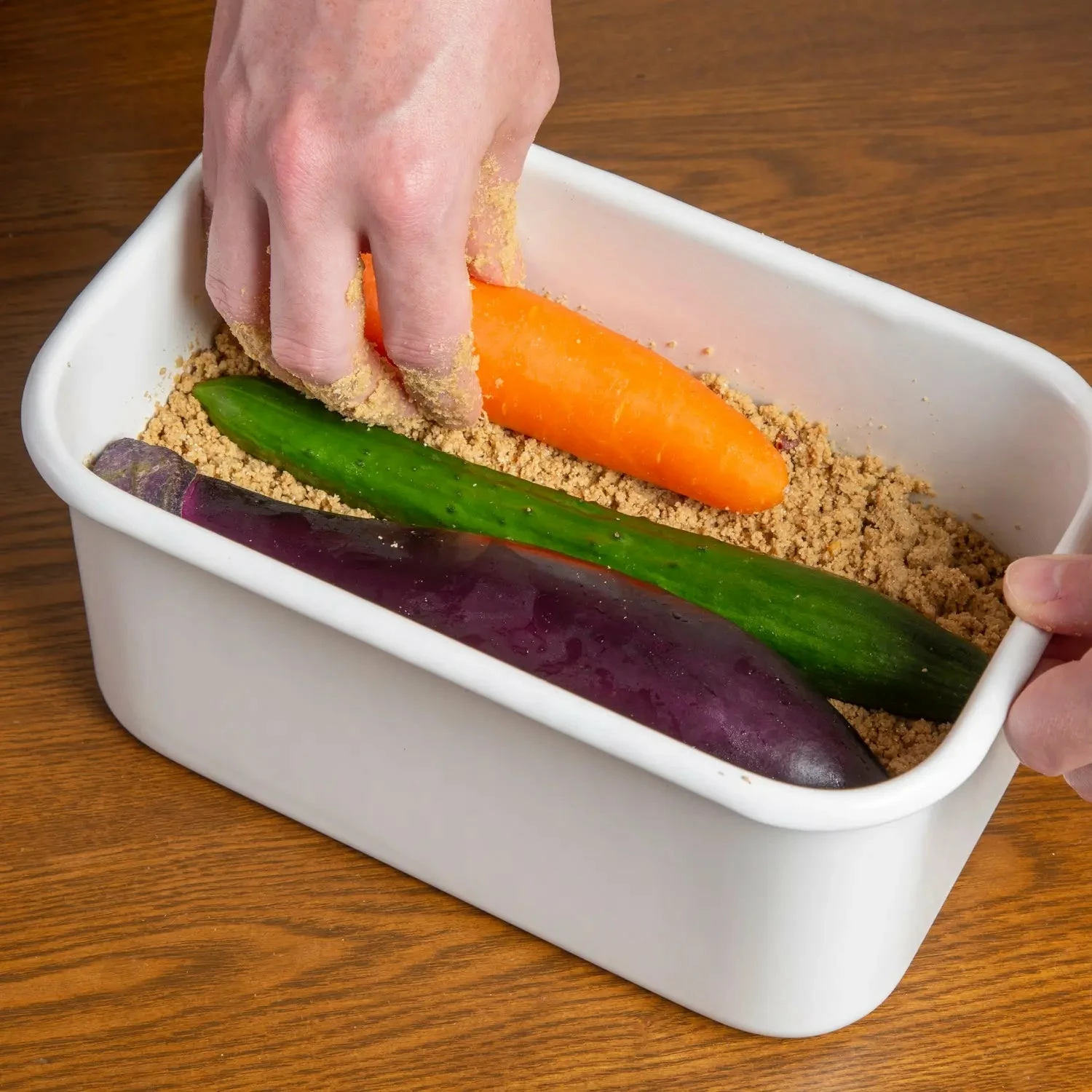 Noda Horo Enamel Nukazuke Pickle Storage Container 10 Noda Horo Enamel Nukazuke Pickle Storage Container - Image 8