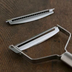 Kai Seki Magoroku Stainless Steel Peeler 10 Kai Seki Magoroku Stainless Steel Peeler -GLOBALKITCHEN JAPAN Sales SekiMagorokuStainlessSteelPeelerDH3301 4 f74a74bd 38fc 4a29 af5e 63009e78d90e