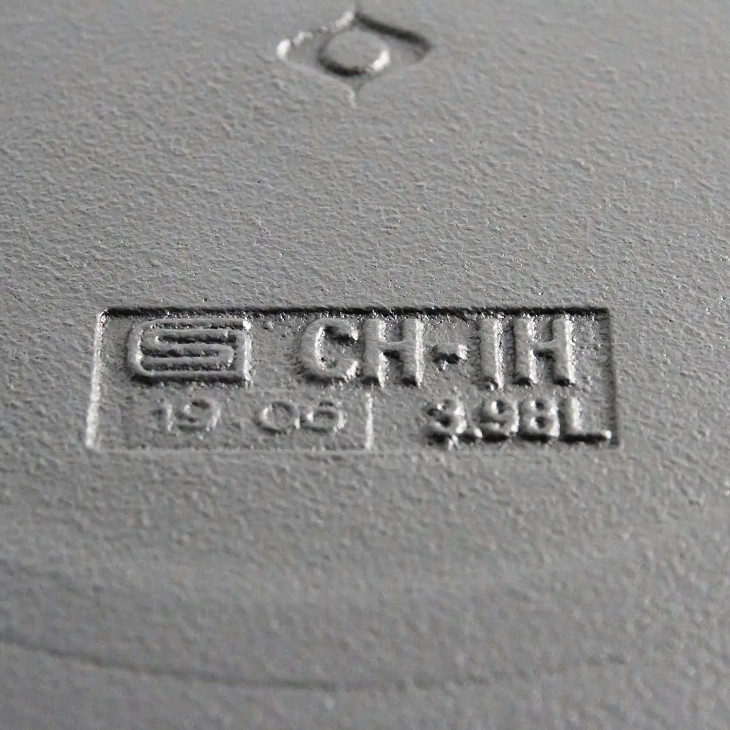 Sori Yanagi Cast Iron Induction Deep Casserole 22cm With Lid & Fork 12 Sori Yanagi Cast Iron Induction Deep Casserole 22cm With Lid & Fork - Image 10