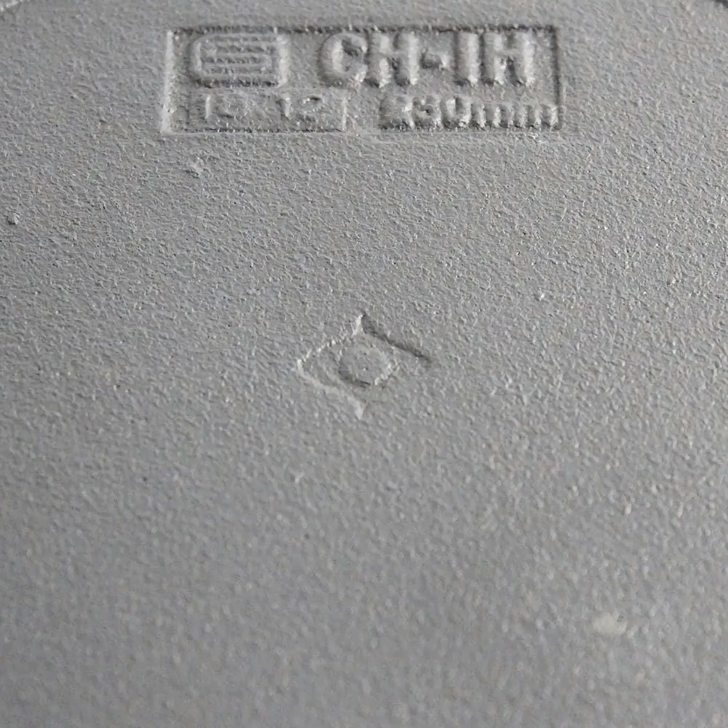 Sori Yanagi Cast Iron Induction Grill Pan 22cm With Stainless Steel Lid 9 Sori Yanagi Cast Iron Induction Grill Pan 22cm With Stainless Steel Lid - Image 7