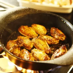 Sori Yanagi Cast Iron Induction Shallow Casserole 22cm With Stainless Steel Lid -GLOBALKITCHEN JAPAN Sales SoriYanagiCastIronInductionShallowCasserole22cmwithStainlessSteelLid 6