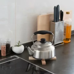 Sori Yanagi Stainless Steel Induction Kettle 16 Sori Yanagi Stainless Steel Induction Kettle -GLOBALKITCHEN JAPAN Sales SoriYanagiStainlessSteelInductionKettle 3 23da18f4 365f 4424 8ac5 efe8a5b2379f