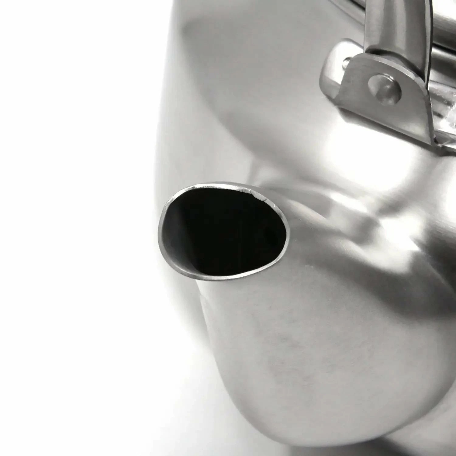 Sori Yanagi Stainless Steel Induction Kettle 6 Sori Yanagi Stainless Steel Induction Kettle - Image 4