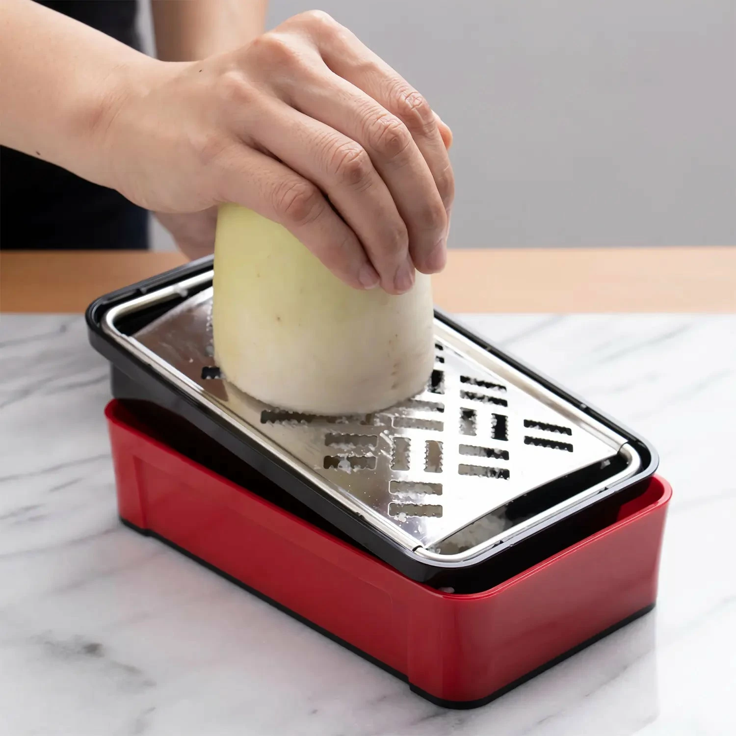 SUNCRAFT Stainless Steel Grater With Container 6 SUNCRAFT Stainless Steel Grater With Container - Image 4