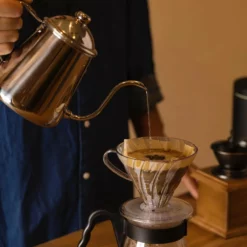 Takahiro Shizuku Pour Over Brewing Induction Kettle 0.9L -GLOBALKITCHEN JAPAN Sales TakahiroShizukuPourOverBrewingInductionKettle0.9L 1