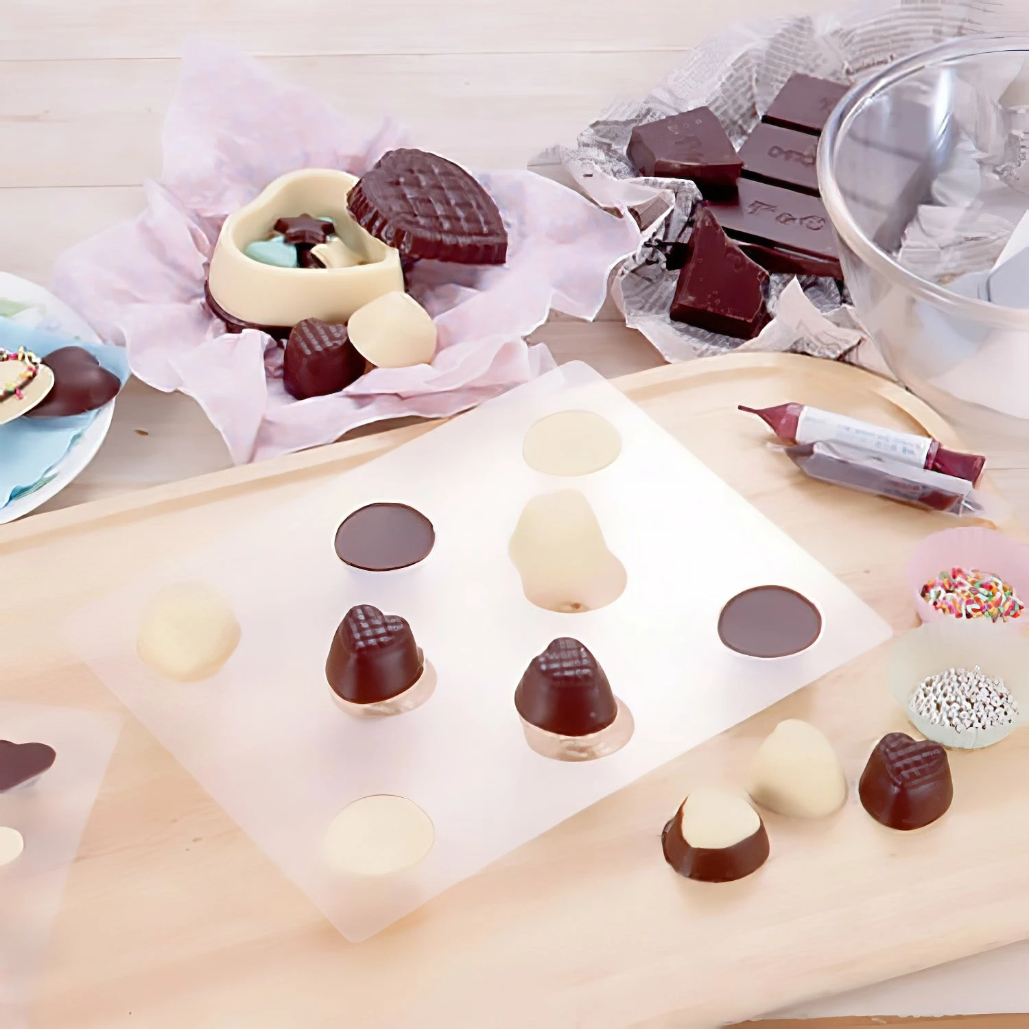 TIGERCROWN Cake Land Polystyrene Checked Heart Chocolate Mold 4 TIGERCROWN Cake Land Polystyrene Checked Heart Chocolate Mold - Image 2