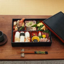 Wakaizumi Shikki ABS Resin 6-Divided Shokado Bento Box -GLOBALKITCHEN JAPAN Sales WakaizumiShikkiABSResin6 DividedShokadoBentoBox 1 949c3ec7 26fc 4b33 b1c1 4783e672c5a2