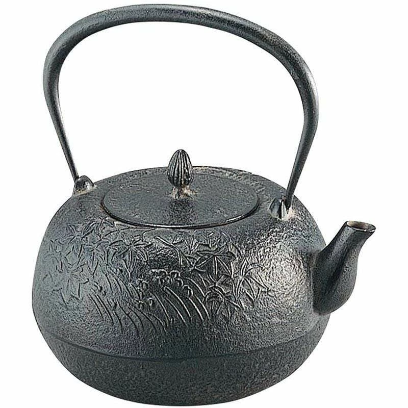 Ikenaga Nambu Cast Iron Tetsubin Kettle Kaede 3 Ikenaga Nambu Cast Iron Tetsubin Kettle Kaede
