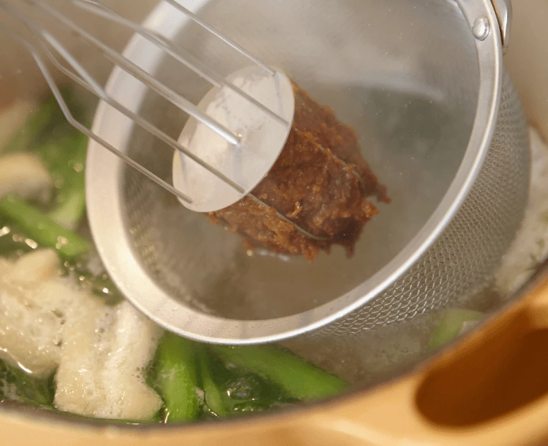 SUNCRAFT Miso Measuring Whisk For Miso Soup 6 SUNCRAFT Miso Measuring Whisk For Miso Soup - Image 4